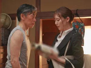 Em gái cùng cha khác mẹ: Em chưa bao giờ ăn của quý và em muốn thử